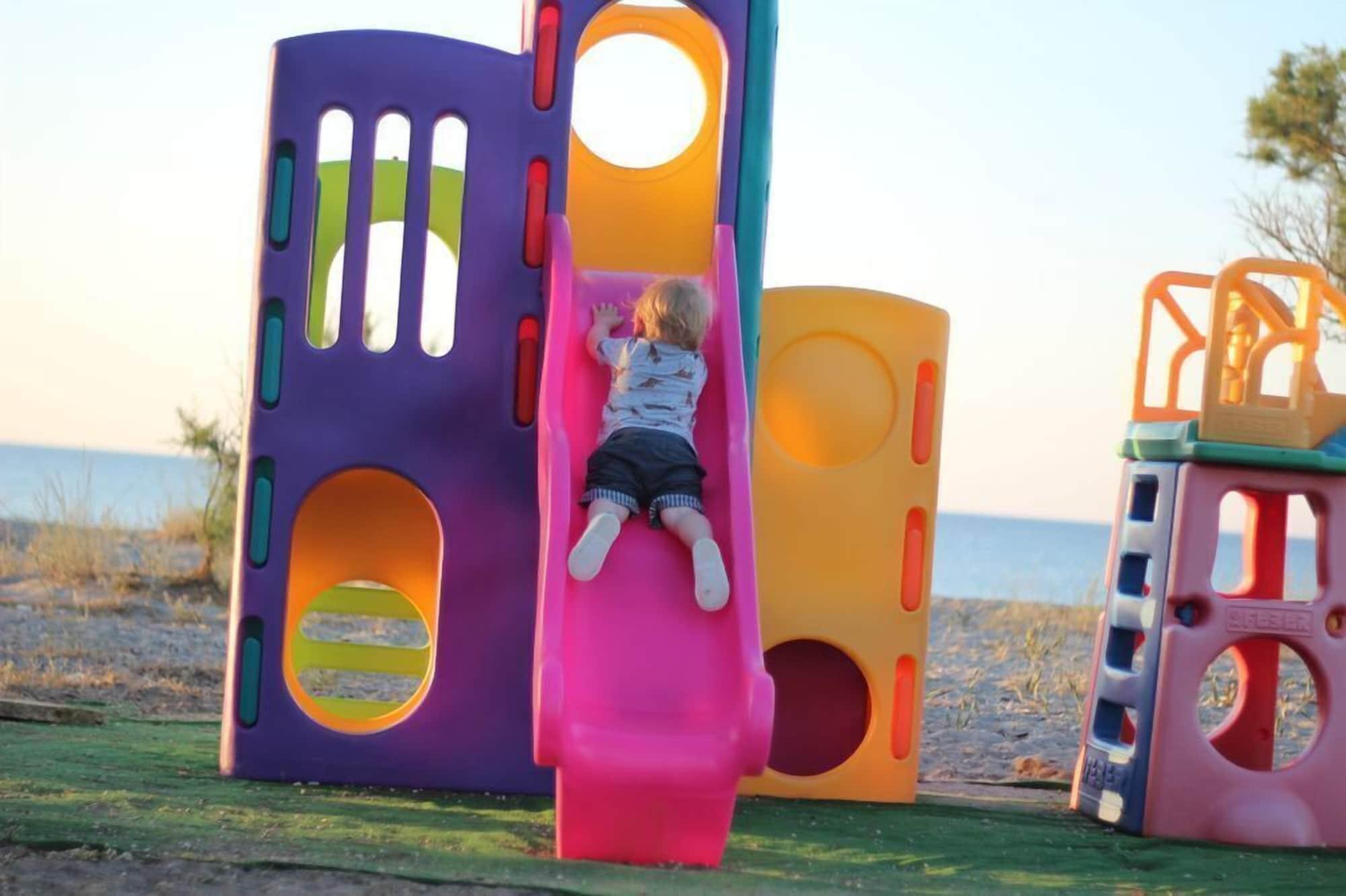 Lito Beach Hotel 雅拉尼奥 外观 照片